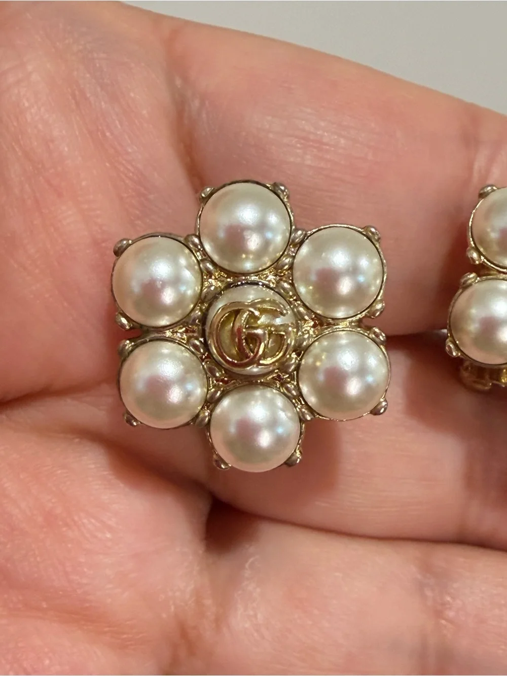 Gucci Pearl Flower Clip-On Earrings